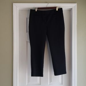 Ann Taylor Factory Crop pants. Black. 10P Curvy.